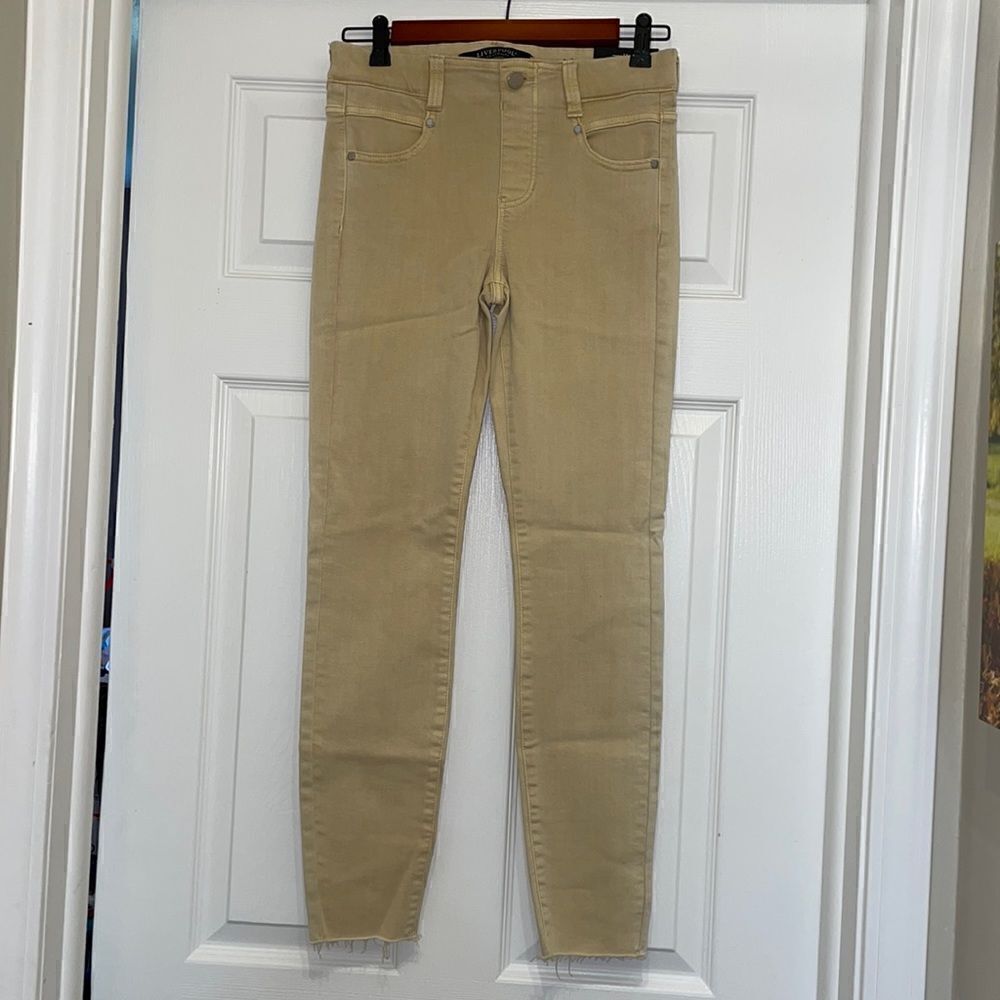 Liverpool Gia Glider The Crop Skinny Pull On Jean in Dijon Yellow, NWT